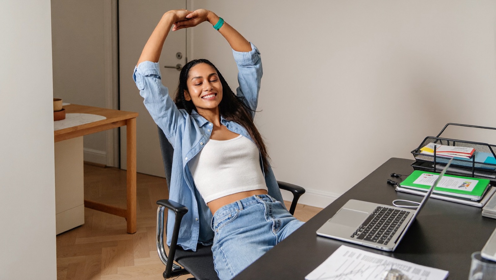6 Simple Stretches for Anyone Who Sits at a Desk All Day